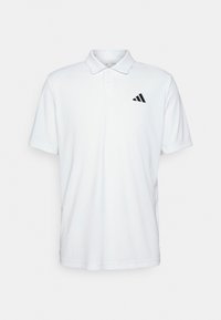 Polo blanc en coton, avec un col classique, des manches courtes et un logo triangulaire noir sur la poitrine gauche.