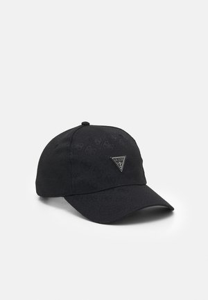 Casquette de baseball noire avec un motif subtil et un logo triangulaire en métal Guess à l'avant, dotée d'une visière incurvée et d'un bouton en tissu sur le dessus.