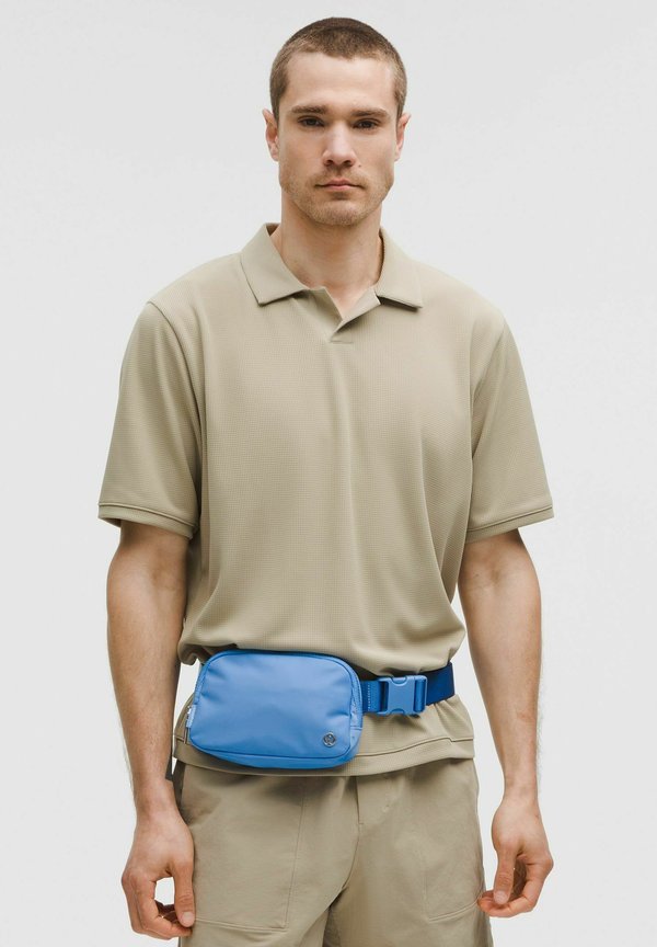 EVERYWHERE BELT BAG - Gürteltasche - pool party