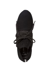 Scarpe sportive nere con una parte superiore in maglia testurizzata, lacci riflettenti e una suola ammortizzata. Presenta fori per la traspirabilità.