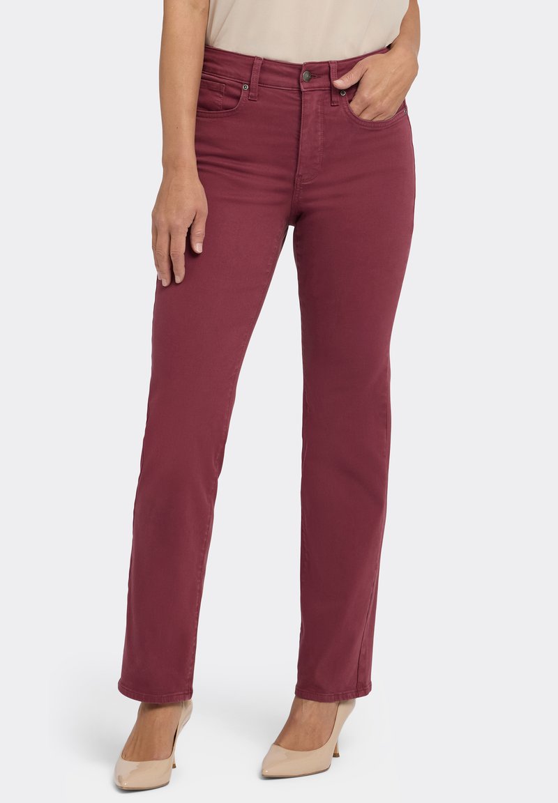 Donkerrode jeans met rechte pijpen, gemaakt van een zachte katoenmix, met een klassiek ontwerp met vijf zakken en subtiele stiksel-details.