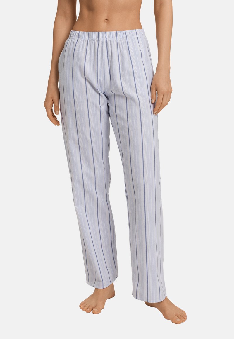Lichte katoenen pyjamabroek met verticale blauwe strepen op een witte achtergrond, voorzien van een elastische tailleband en een wijdere pasvorm.