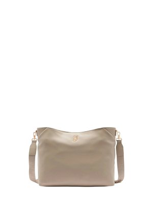 Borsa a tracolla rettangolare beige con logo dorato e tracolla removibile con testo in rilievo.
