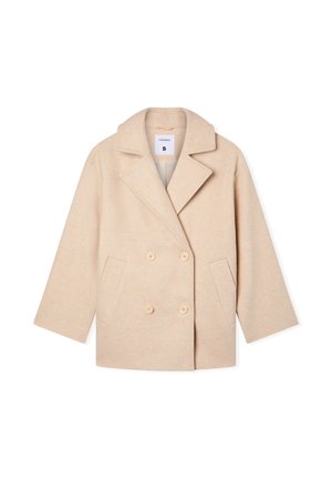 Beżowy płaszcz typu double-breasted z wyciętym kołnierzem, dwoma przednimi kieszeniami i fakturowanym materiałem. Posiada duże guziki oraz luźny krój.