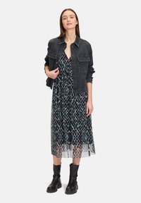 Betty & Co MIT PRINT - Freizeitkleid - mint/black