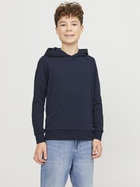 Felpa con cappuccio navy in cotone misto. Presenta una tasca frontale, polsini e orlo a costine, abbinata a jeans in denim chiaro.