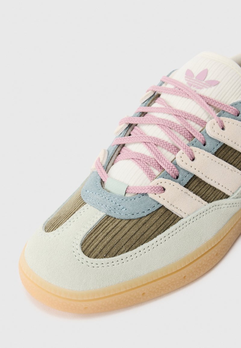 adidas gazelle silver green womens adidas Originals x Spongebob Superstar 'Patrick' 8.5