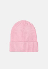 Tommy Jeans ELONGATED FLAG BEANIE - Gorro - ballet pink
