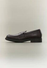 Неизбран, black cherry