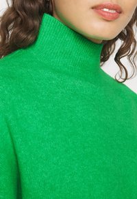 Gina Tricot Pullover - green