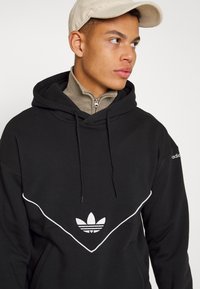 adidas Originals ADICOLOR SEASONAL ARCHIVE - Hoodie - black