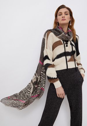 STOLE WITH STARS AND ANIMAL PRINT - Scarf - black