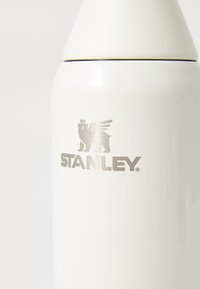 Thumbnail Image 5