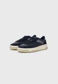 BOSS BALTIMORE - Tossud - open blue