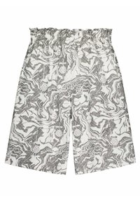 Valkoiset shortsit, joissa on musta abstrakti kuvio, joka sisältää pyörteitä ja logoja. Elastinen vyötärönauha, rento leikkaus ja polvipituinen muotoilu.