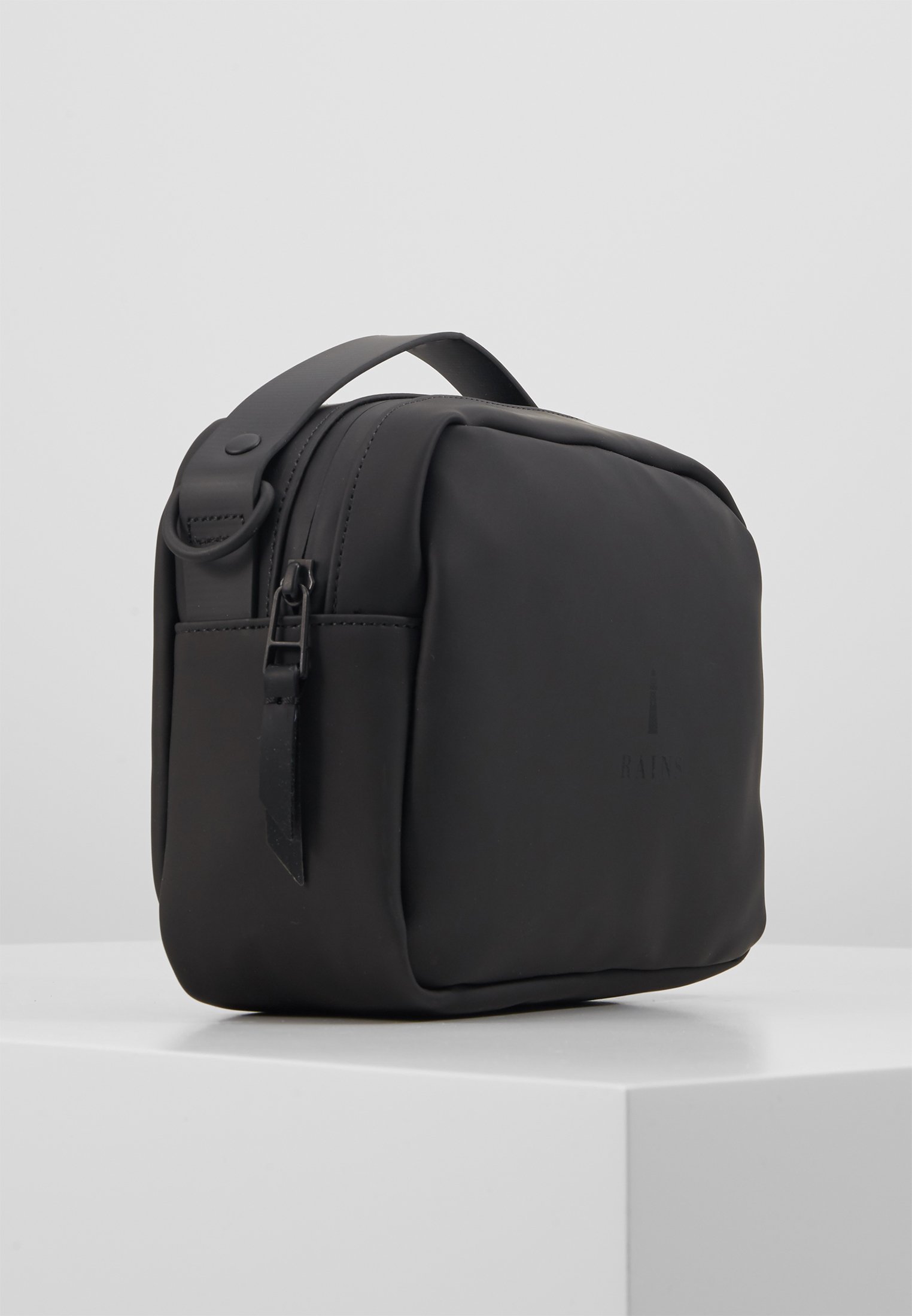 BOX BAG Handväska black BOX BAG Handväska black