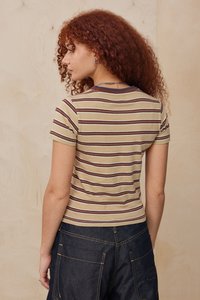 BDG Urban Outfitters STRIPE BABY - Μπλουζάκι με στάμπα - beige