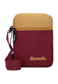 Unselected, ocker brombeer