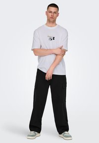 Only & Sons ONSDISNEY MICKEY MOUSE LIFE TEE - T-shirts med print - white