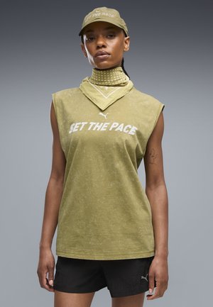 Puma, RUN CULTURE COLLECTIVE RELAXED WASHED GRAPHIC ÄRMELLOSES T-SHIRT - T-shirts print - chai latte