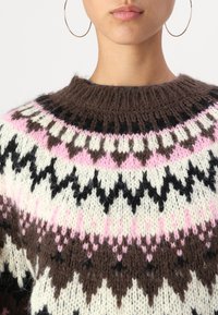 JDY JDYKINSLEY FAIR ISLE  - Džemperis - chocolate brown/begonia pink/black/whitecap gray