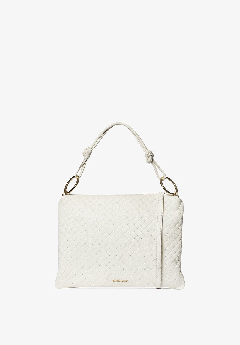 Sac à bandoulière en cuir tressé blanc avec anneaux dorés et détail de sangles nouées, forme rectangulaire, et petit logo doré sur le devant.