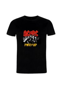 Černé tričko s grafickým designem, na kterém je text "AC/DC" v červené barvě a "PWR UP" v žluté barvě, zobrazuje členy kapely hrající na nástroje.