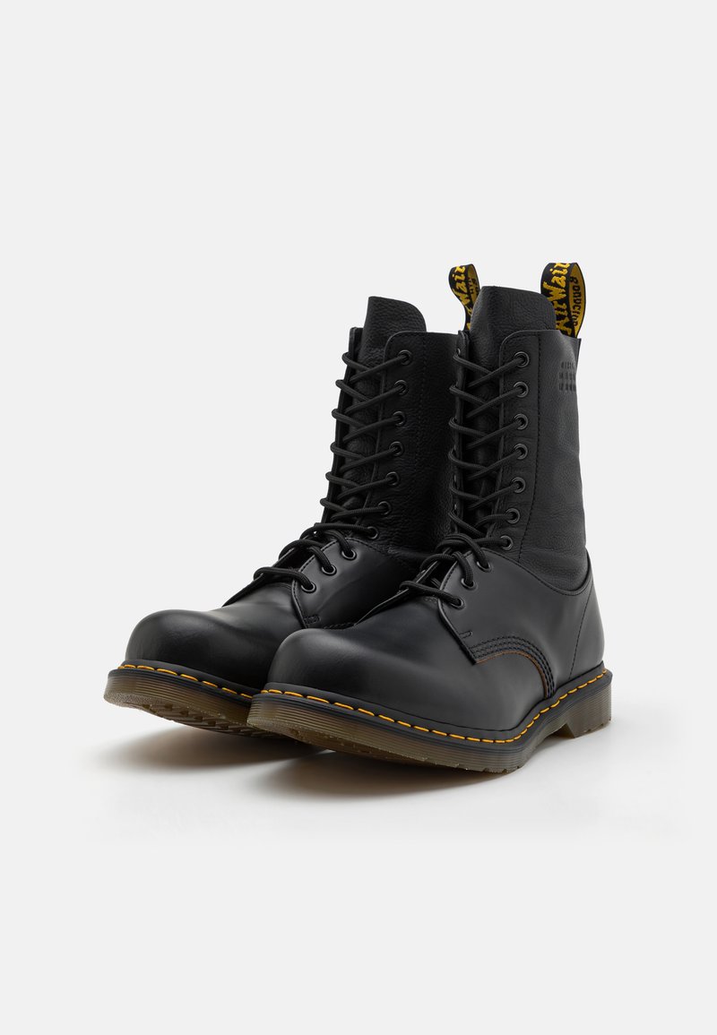 MM6 Maison Margiela MM6 X DR MARTENS - Lace-up ankle boots - black 