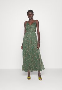 Vero Moda Tall VMSMILLA SINGLET WRAP ANKLE DRESS - Maxi šaty - laurel wreath/vega