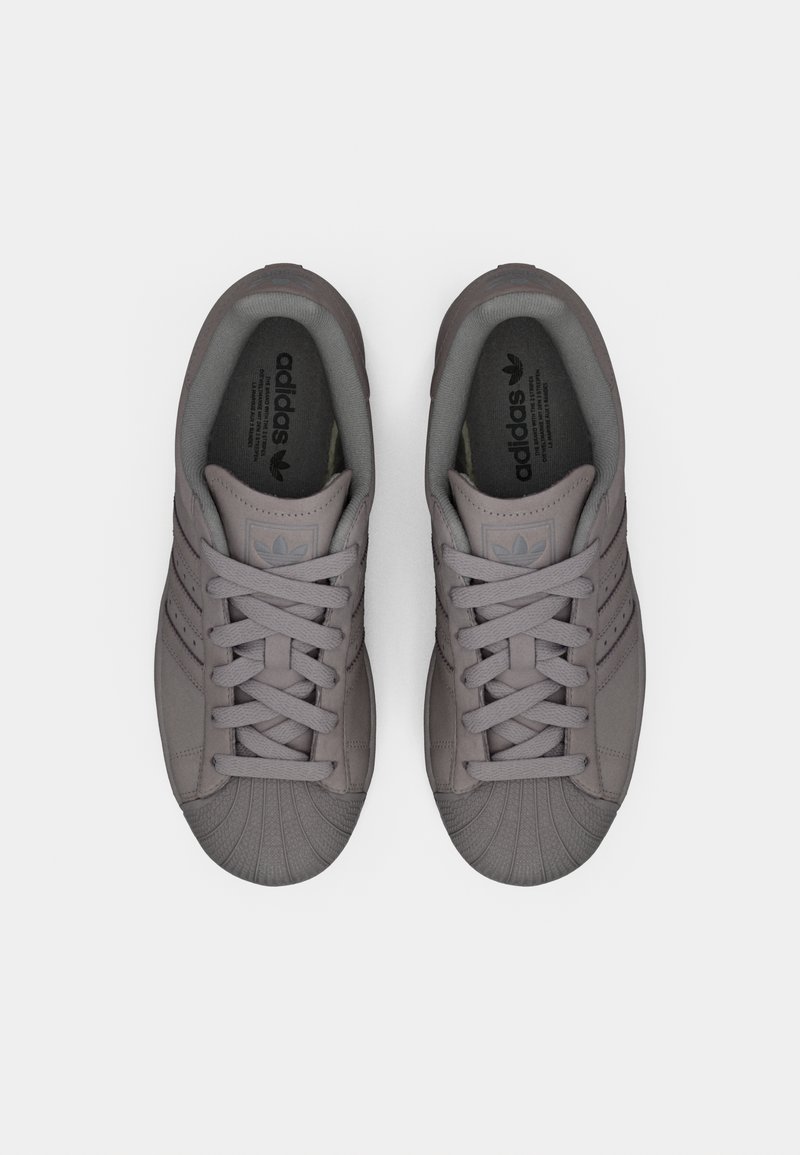 adidas gazelle silver green womens adidas Superstar ADV Cloud White - Core Black main image 1