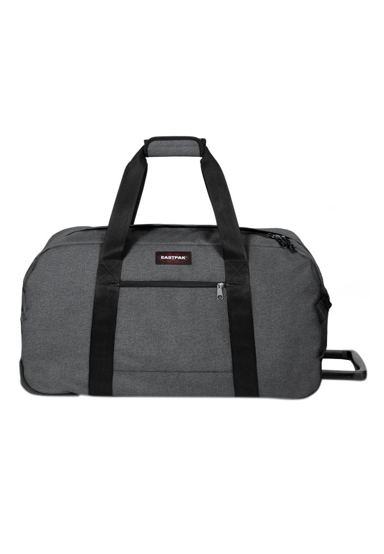 Sort duffel taske lavet af struktureret stof, med dobbelte top håndtag, en lynlåslomme foran og en hjulbase til transport.
