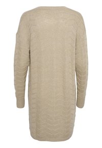 Vestido suéter de punto beige con un corte relajado, que presenta un patrón texturizado, mangas largas y un escote redondeado.