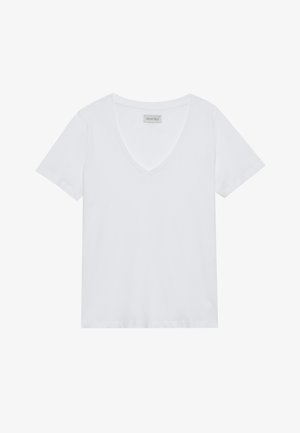Hvit V-hals T-skjorte med korte ermer, laget av myk bomullsstoff. Enkel design uten mønstre eller aksenter, med en lapp ved halsen.