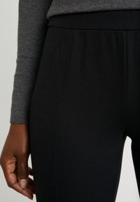 Lauren Ralph Lauren Leggings - Byxor - black