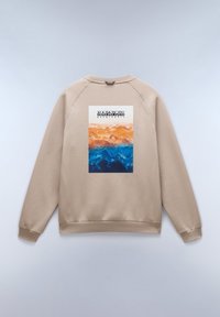 Sudadera beige con un diseño gráfico de montañas en tonos naranjas y azules, con el texto "NAPAPIJRI geographic" centrado en el frontal.