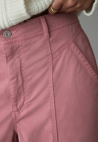 Next BARREL  - Tapered-Farkut - pink