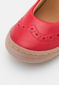 Froddo CHILDREN'S MARI - Ballerine con cinturino - red