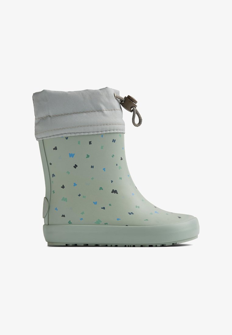Botte de pluie enfant vert clair avec motif de lettres multicolores, revers en tissu blanc et fermeture à cordon ajustable.