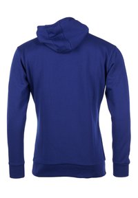 Sininen, pitkähihainen huppari, jossa on etupuolella tasku, ribbaus hihansuissa ja helmassa; pehmeä kangas; varustettu suurella, säädettävällä hupulla.