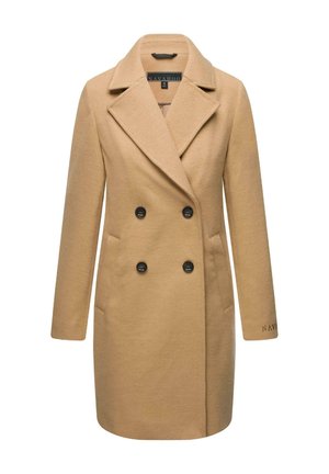 Cappotto camel doppiopetto con colletto a rever, bottoni neri, tasche laterali e tessuto testurizzato. Nome del marchio sulla manica.
