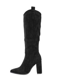 Bota de ante negra hasta la rodilla con punta afilada y tacón cuadrado, que presenta una silueta estructurada y una lengüeta en la parte superior. Textura suave.