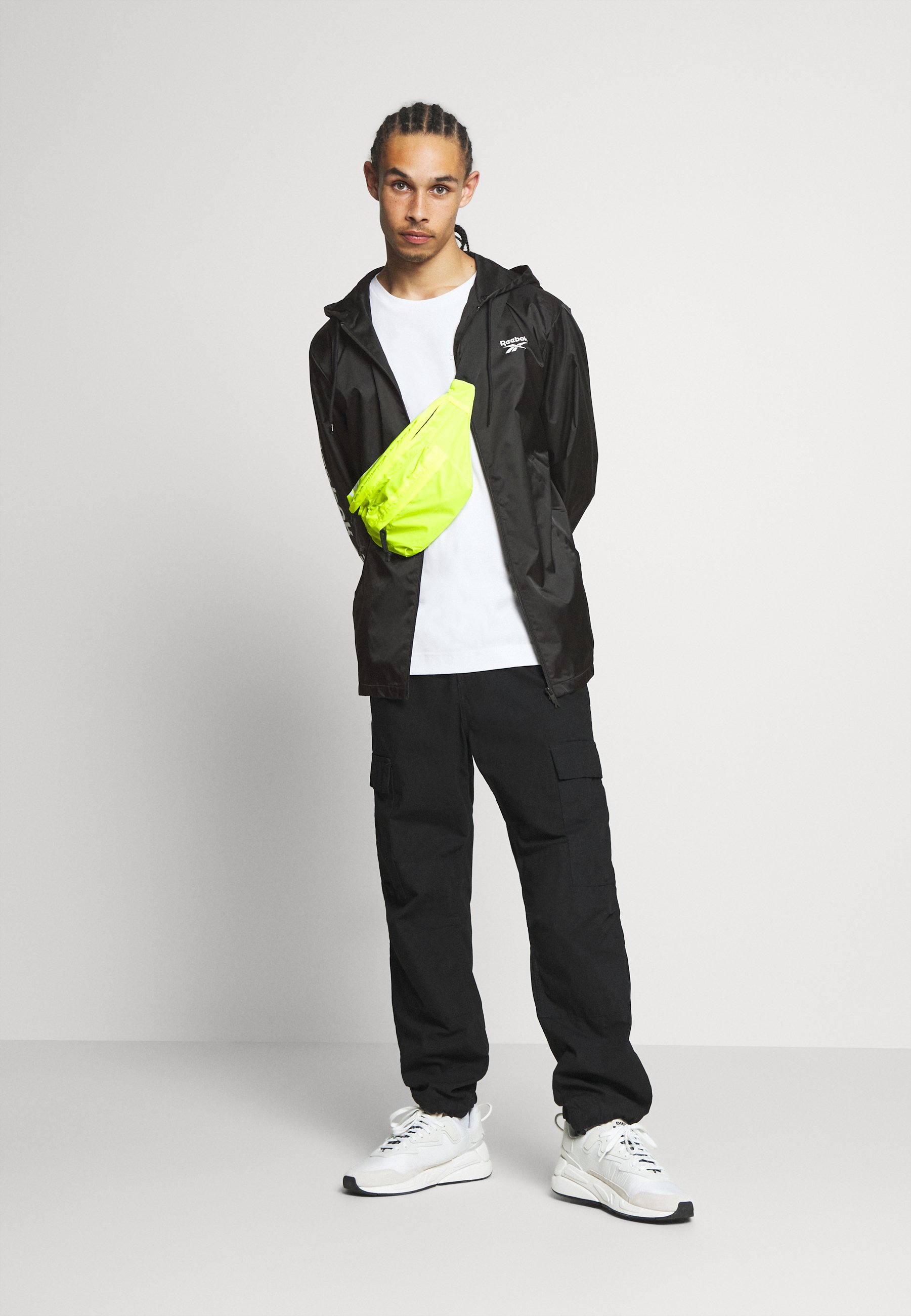 classics vector windbreaker