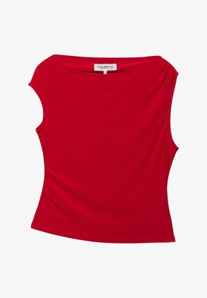 Rød ærmeløs damebluse med rynket detalje i siden og bred halsudskæring, mærket Pull&Bear, fremstillet i Marokko.