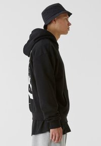 Lost Youth CHAOS - Mikina s kapucňou - black