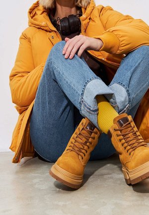 Cesare Gaspari Botas para la nieve - orange
