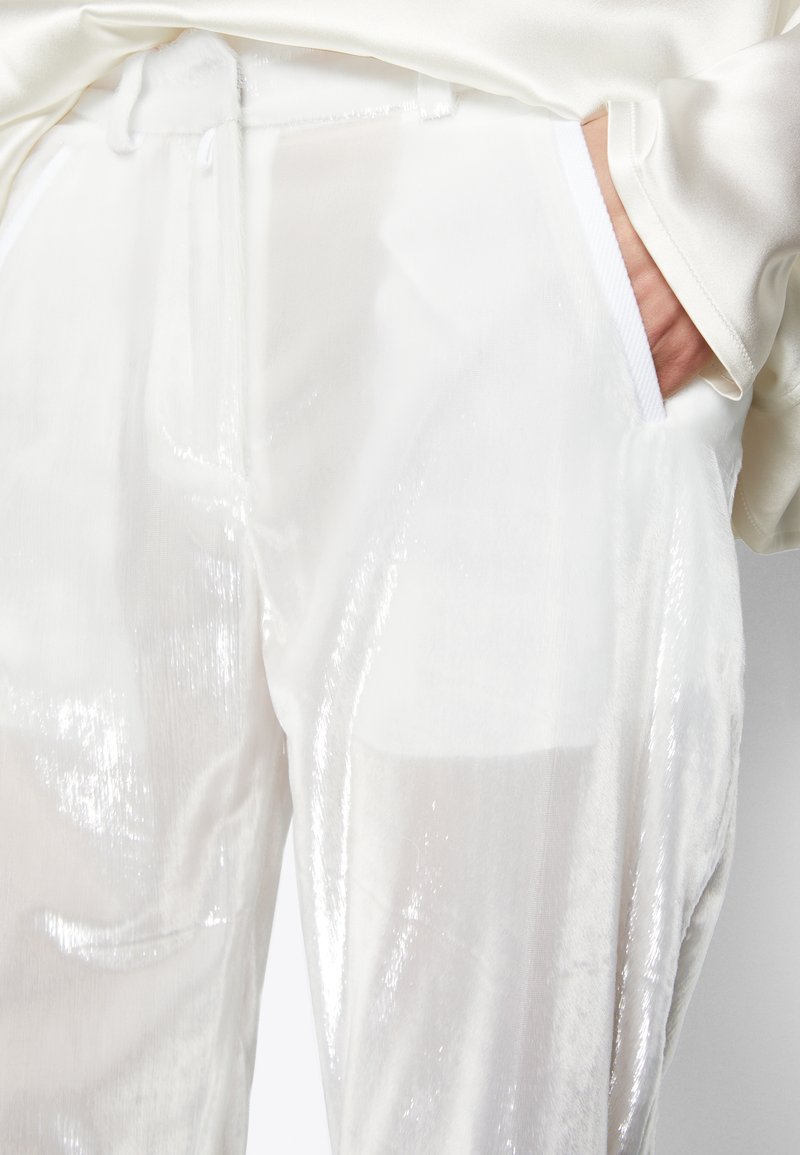 Damen Bekleidung | 032c THE MAGIC PANT Stoffhose white/weiß - VL55688 Damen Bekleidung | 032c THE MAGIC PANT Stoffhose white/weiß - VL55688