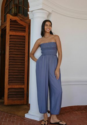 Next, REGULAR FIT - BANDEAU SHIRRED BODY BALLOON LEG JUMPSUIT . - Buksedragter - navy blue
