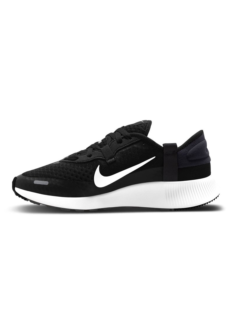 Scarpa sportiva nera con tomaia in mesh, baffo Nike bianco, tallone texturizzato e suola ammortizzata nera. Motivo a traccia circolare sul fondo.