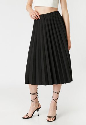 Pleated skirt - black