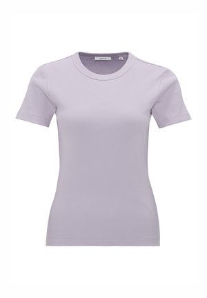 Lys lilla ribbet t-shirt med korte ærmer og rund halsudskæring. Har en slim fit og blød tekstur, velegnet til afslappet brug.